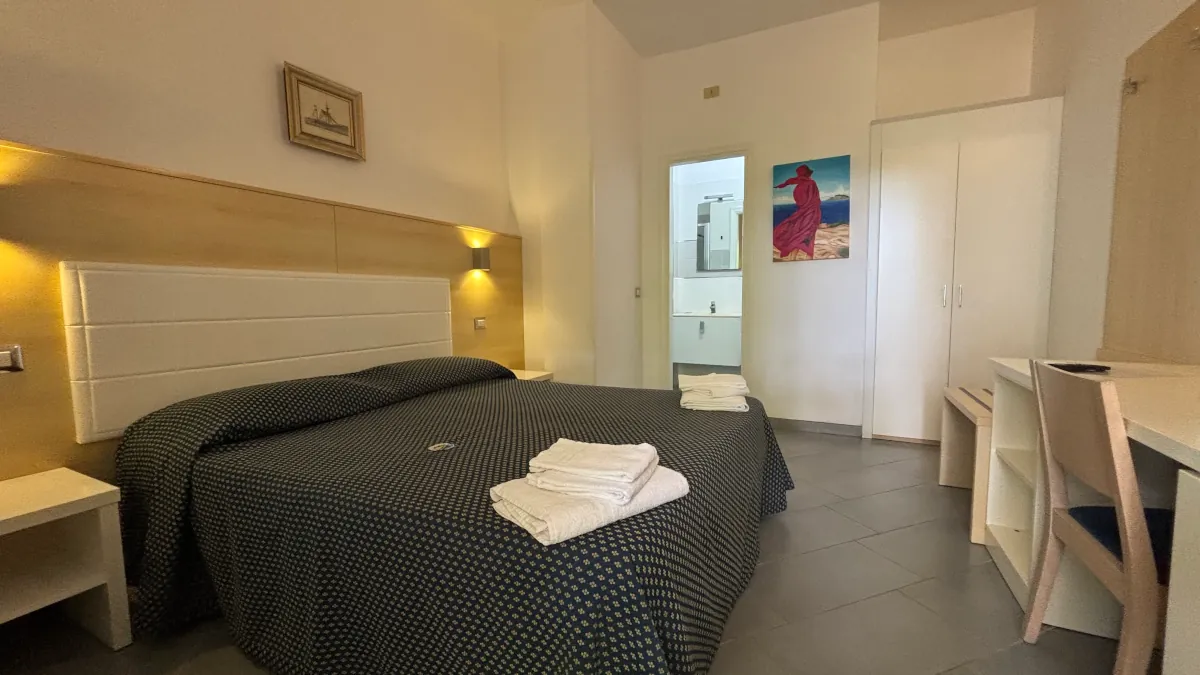 Camera doppia vista mare